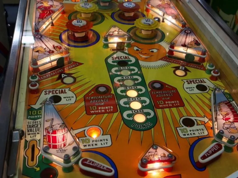 Heat Wave pinball game
